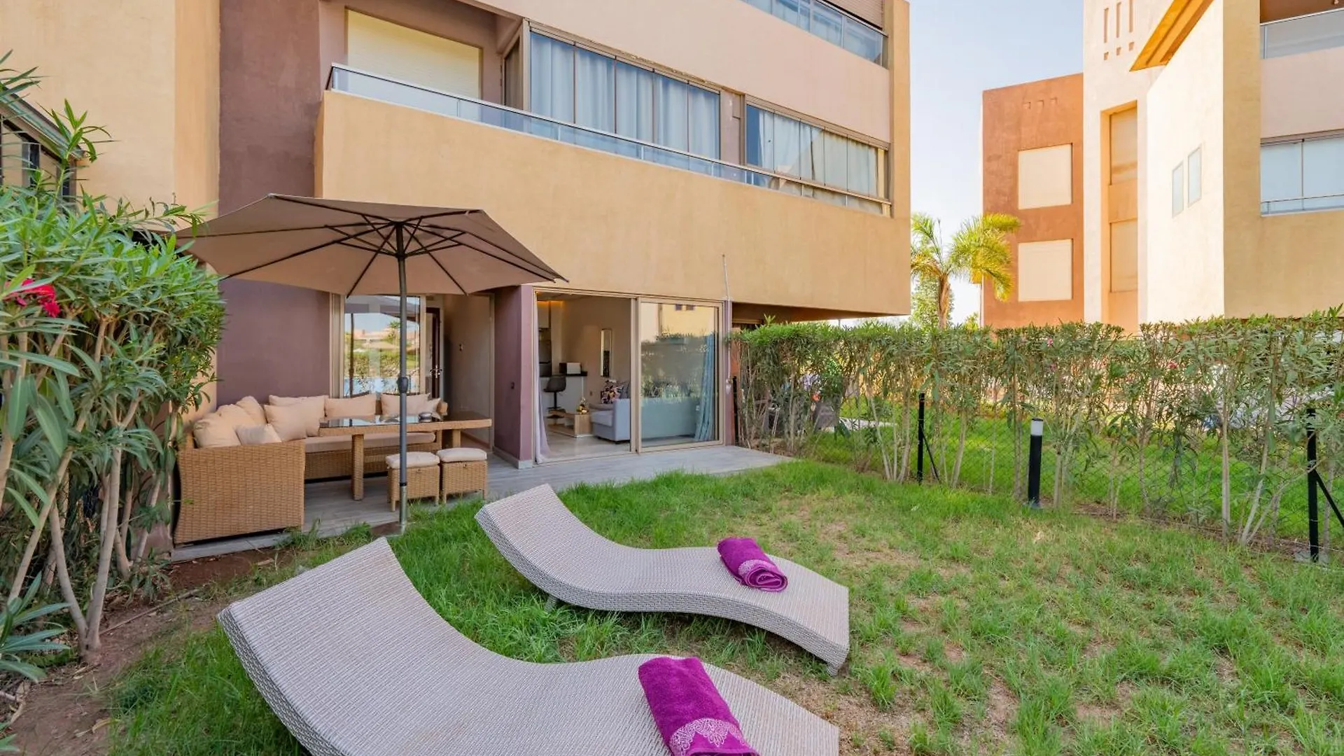 Relax Front Of Pool - Golf- Fiber Optic Apartman Marrákes