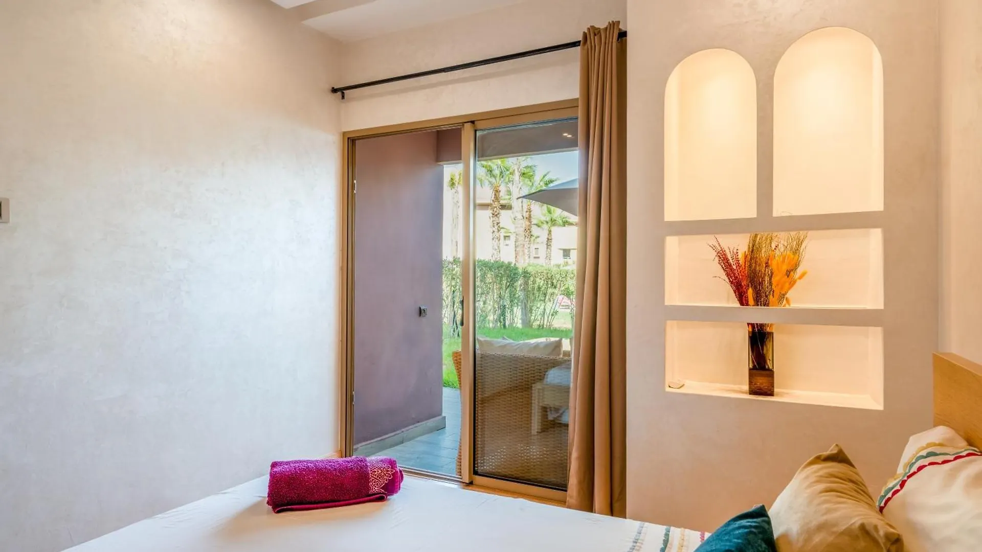 Relax Front Of Pool - Golf- Fiber Optic Apartment Marrakesh Morocco